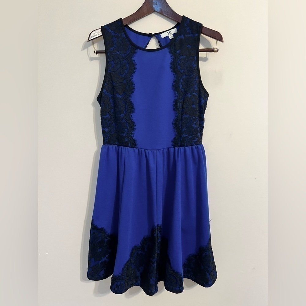 YA LOS ANGELES Women’s Fit & Flare Blue Lace Mini Sleeveless‎ Dress Juniors L
